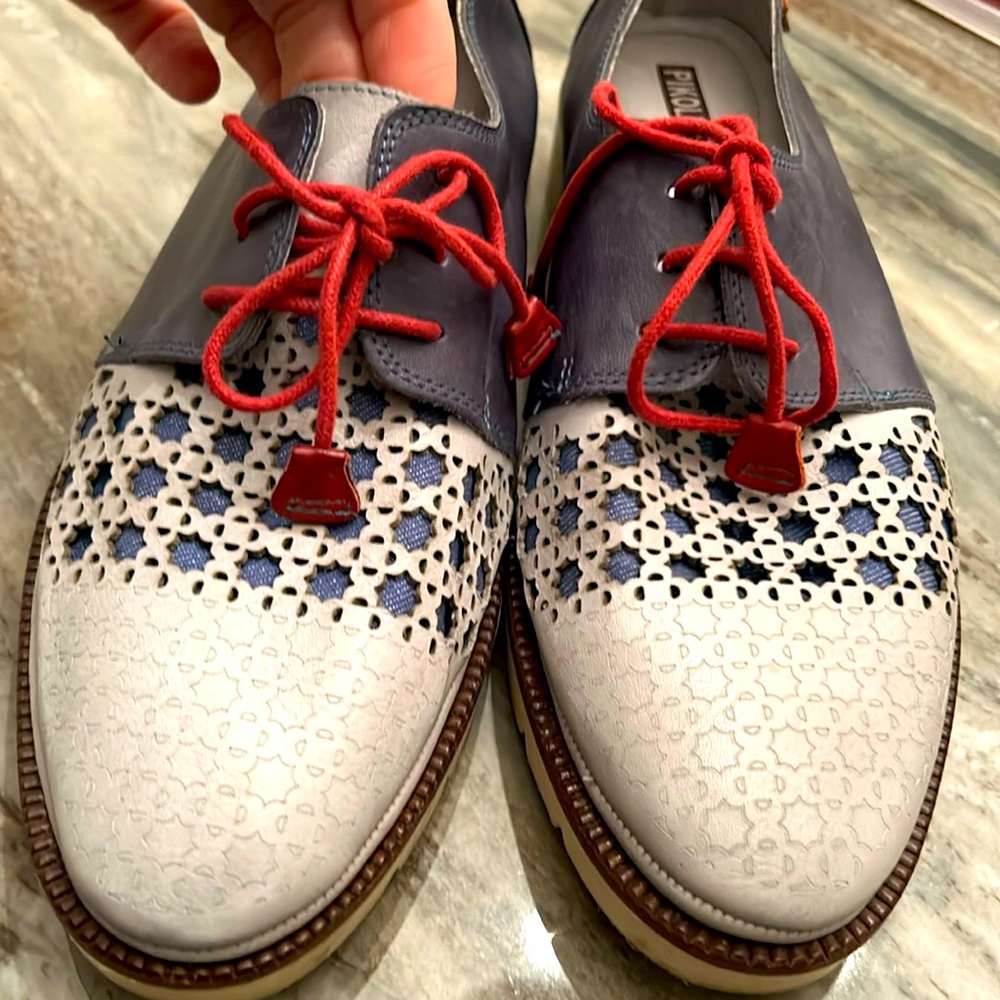 Pikolinos HTF blue stencil sz 39 career loafers sexy sz 8.5 RARE in EUC